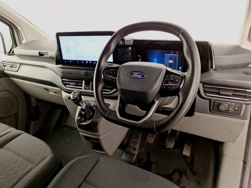 Used Ford Transit Custom 2024 for sale - 78225179: Photo 2