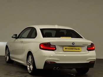 Used BMW 2 Series 2017 for sale - 77070208: Photo