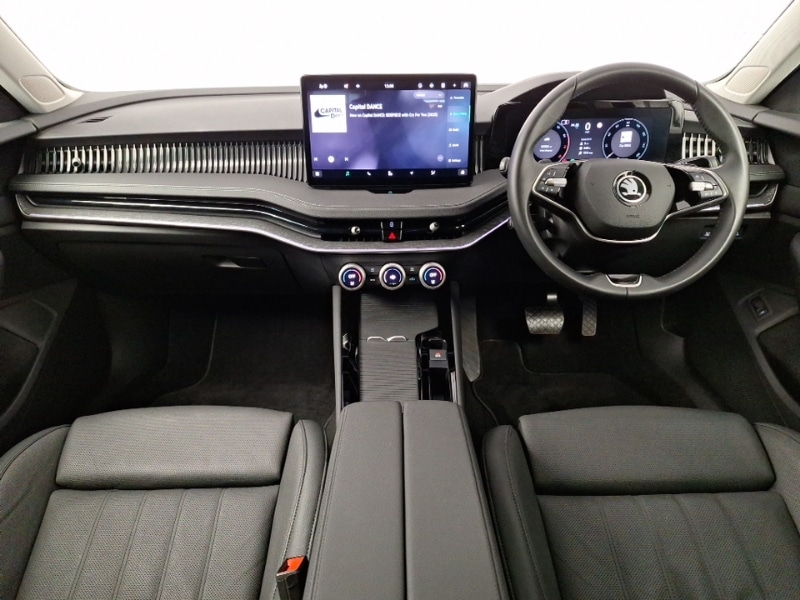 Used Skoda Superb 2024 for sale - 77947849: Photo 2