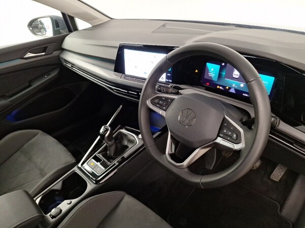 Used Volkswagen Golf 2024 for sale - 75591600: Photo 11