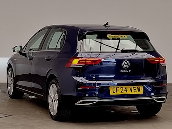 Used Volkswagen Golf 2024 for sale - 75591600: Photo