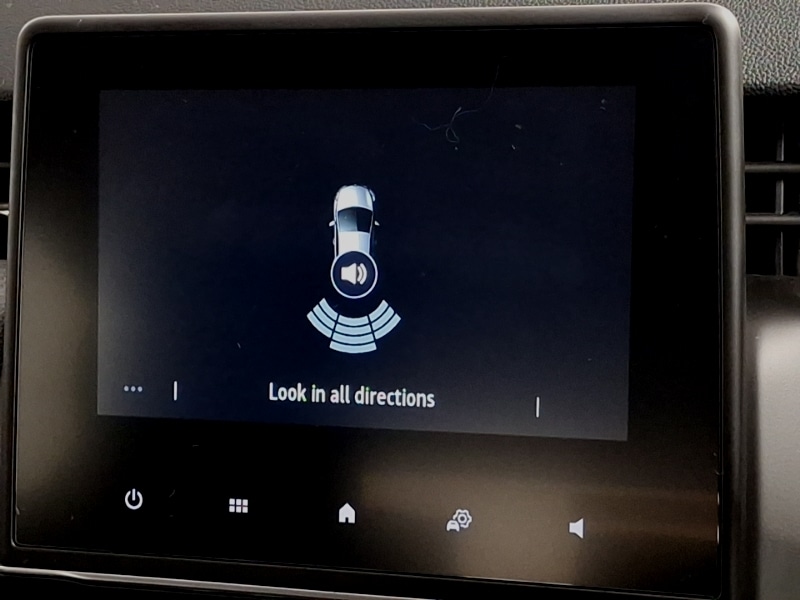 Used Renault Clio 2025 for sale - 77273120: Photo 12