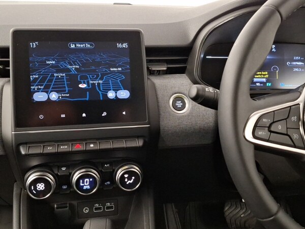 Used Renault Clio 2024 for sale - 76195554: Photo 10