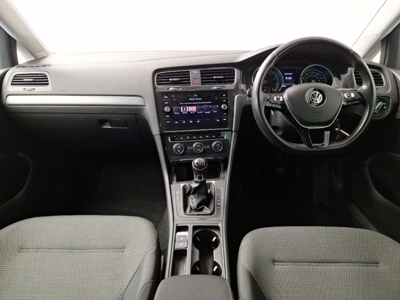 Used Volkswagen Golf 2020 for sale - 78183796: Photo 2