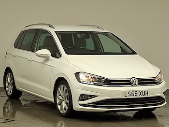 Used Volkswagen Golf SV 2018 for sale - 76932398: Photo