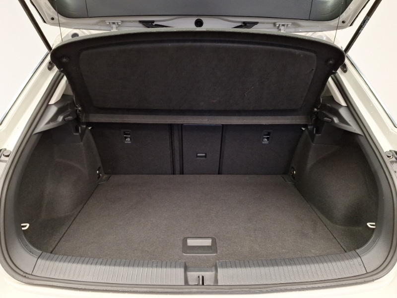 Used Volkswagen T-Roc 2022 for sale - 76151038: Photo 8