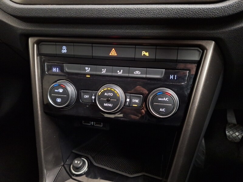 Used Volkswagen T-Roc 2018 for sale - 77580173: Photo 14