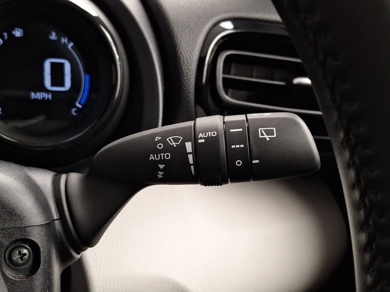 Used Toyota Yaris 2023 for sale - 77448472: Photo 18