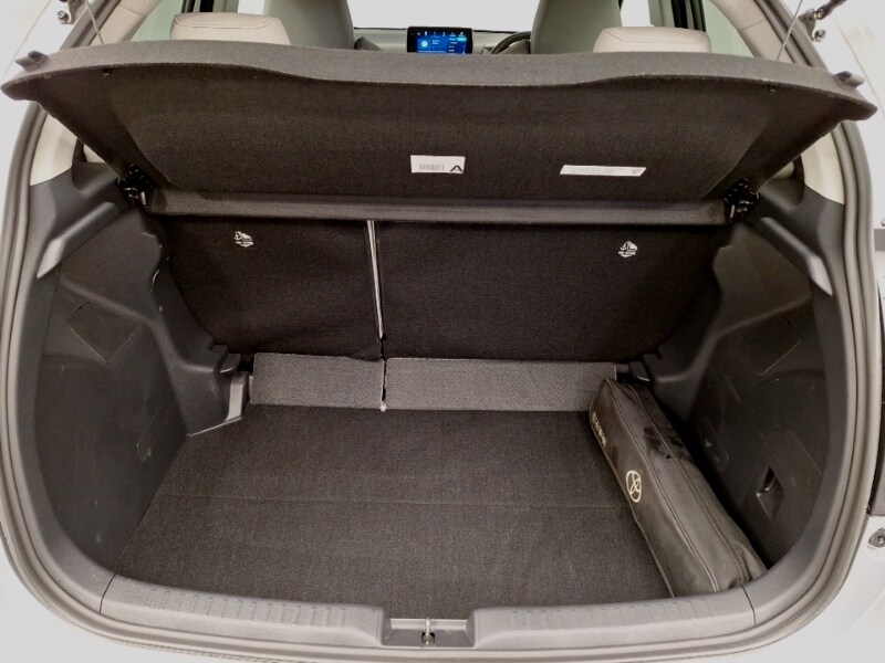 Used Toyota Yaris 2023 for sale - 77448472: Photo 8