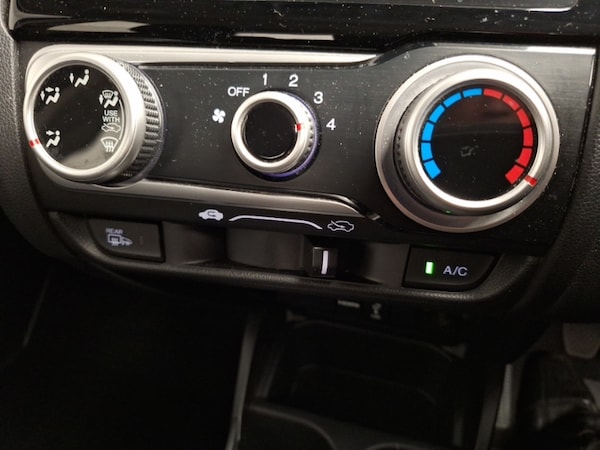 Used Honda Jazz 2019 for sale - 76258533: Photo 13