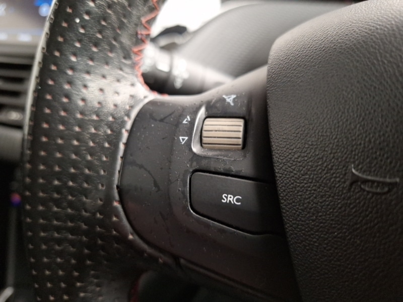 Used Peugeot 2008 2017 for sale - 76974962: Photo 15