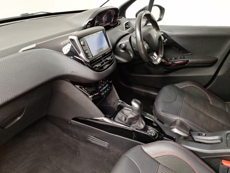 Used Peugeot 2008 2017 for sale - 76974962: Photo 5