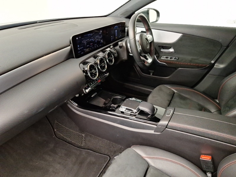 Used Mercedes-Benz A-Class 2018 for sale - 77822982: Photo 5