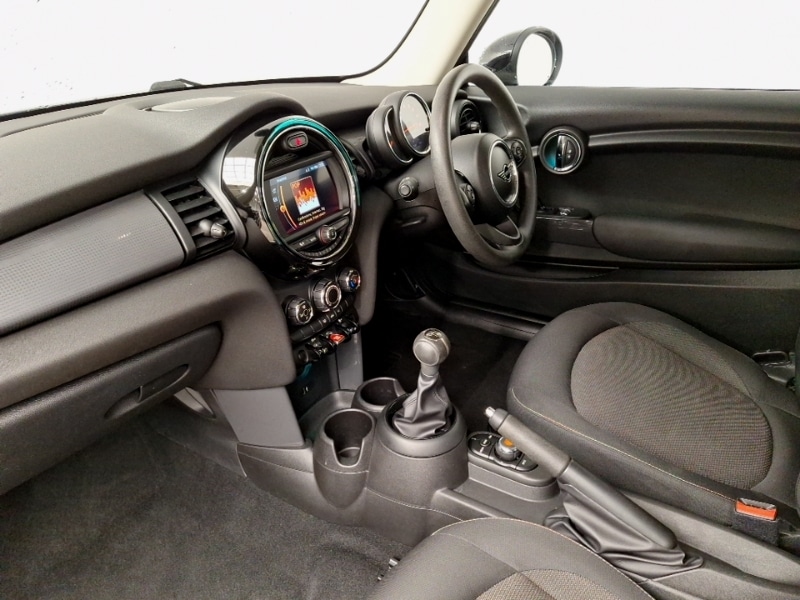 Used MINI Hatch 2019 for sale - 77852451: Photo 5