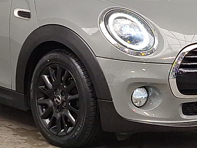 Used MINI Hatch 2019 for sale - 77852451: Photo 9