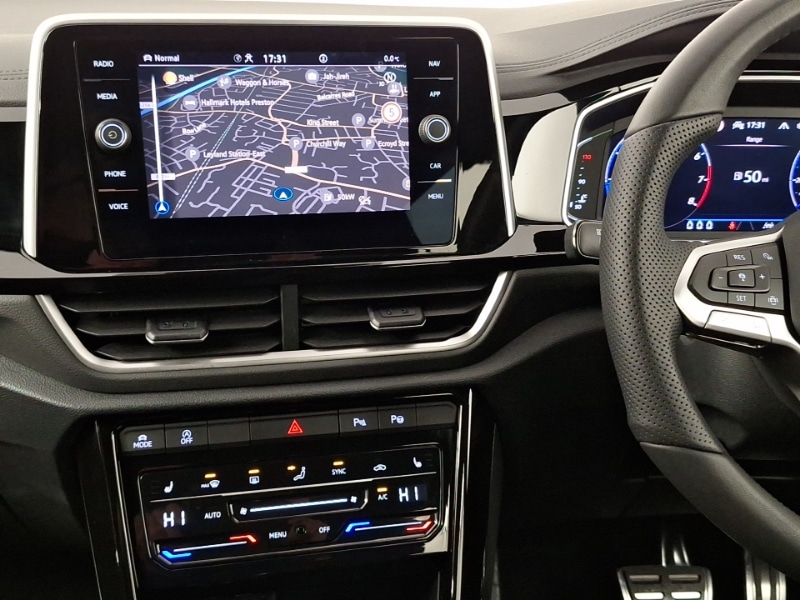 Used Volkswagen T-Roc 2025 for sale - 77114526: Photo 10