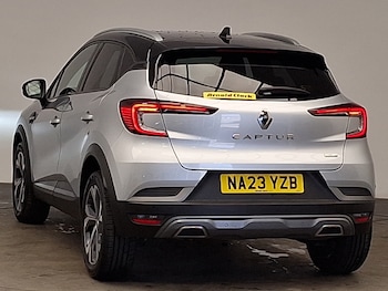 Used Renault Captur 2023 for sale - 78546571: Photo
