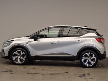 Used Renault Captur 2023 for sale - 78546571: Photo