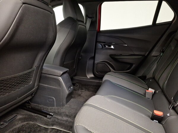 Used Peugeot 2008 2023 for sale - 75645146: Photo 6