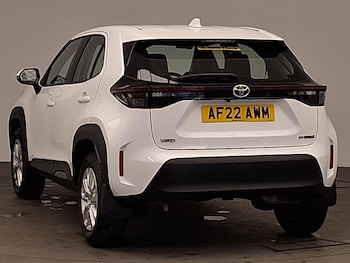 Used Toyota Yaris Cross 2022 for sale - 75837425: Photo