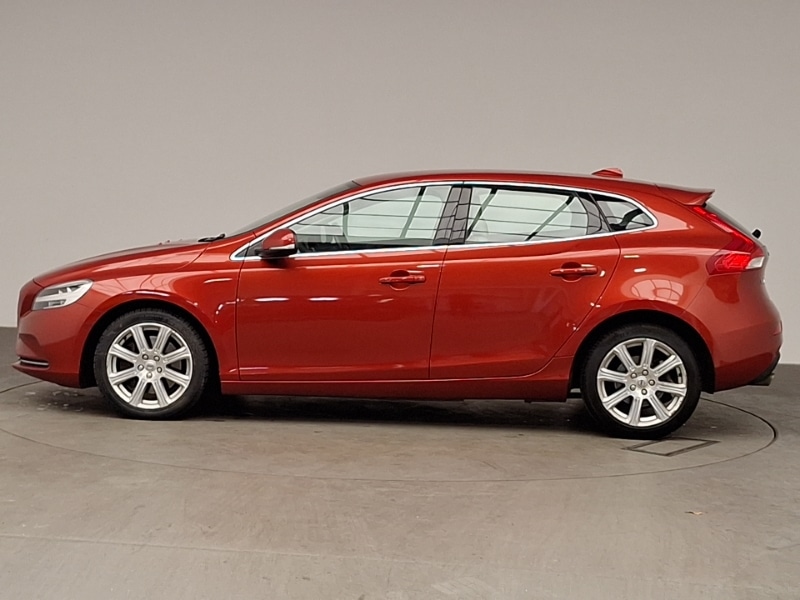 Used Volvo V40 2018 for sale - 77019800: Photo 4