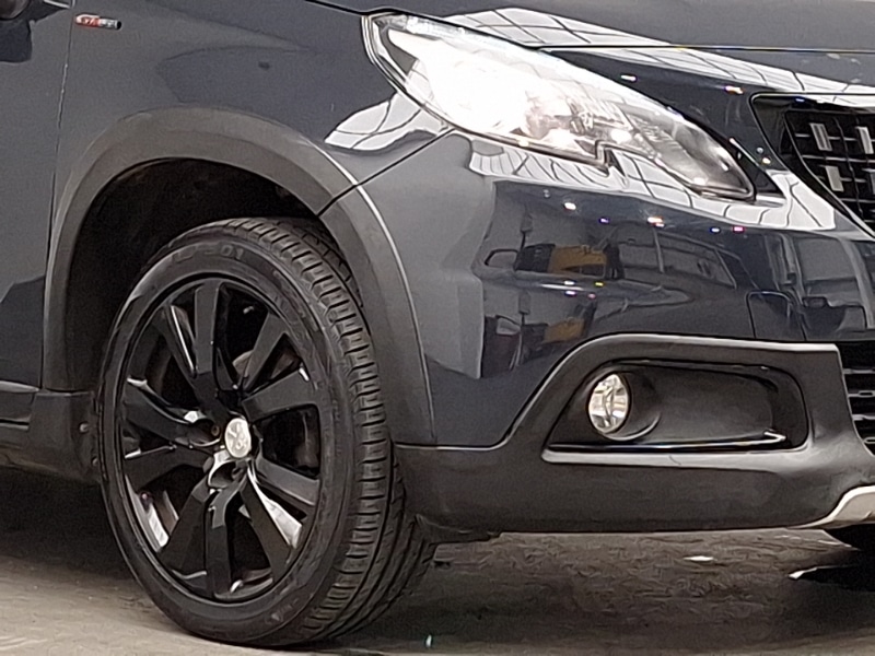 Used Peugeot 2008 2017 for sale - 76842669: Photo 9