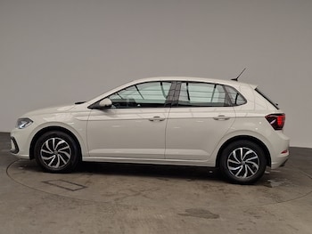 Used Volkswagen Polo 2024 for sale - 78803653: Photo