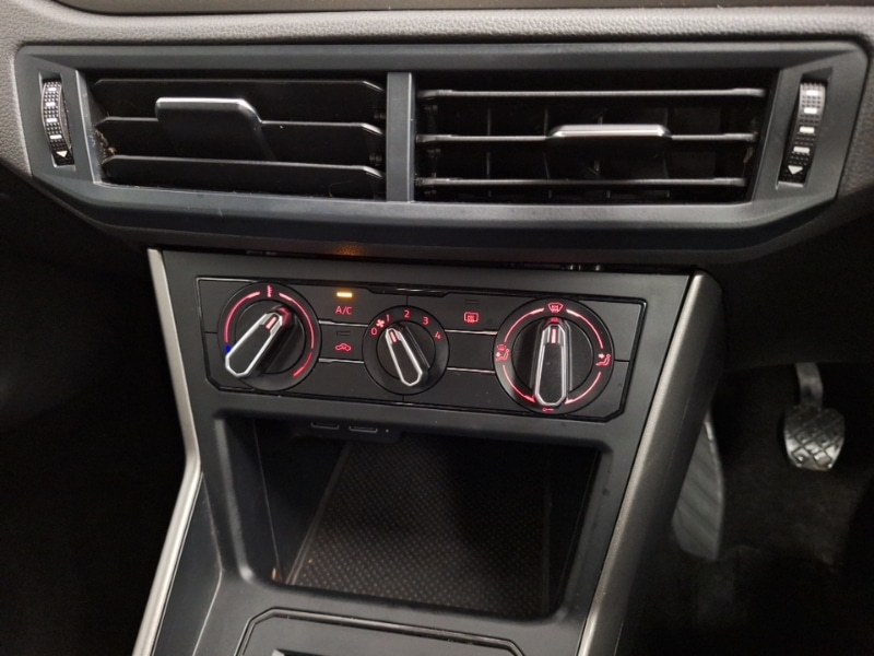 Used Volkswagen Polo 2018 for sale - 76408197: Photo 12