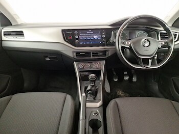 Used Volkswagen Polo 2018 for sale - 76408197: Photo