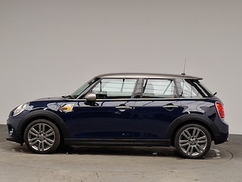 Used MINI Hatch 2018 for sale - 78411257: Photo