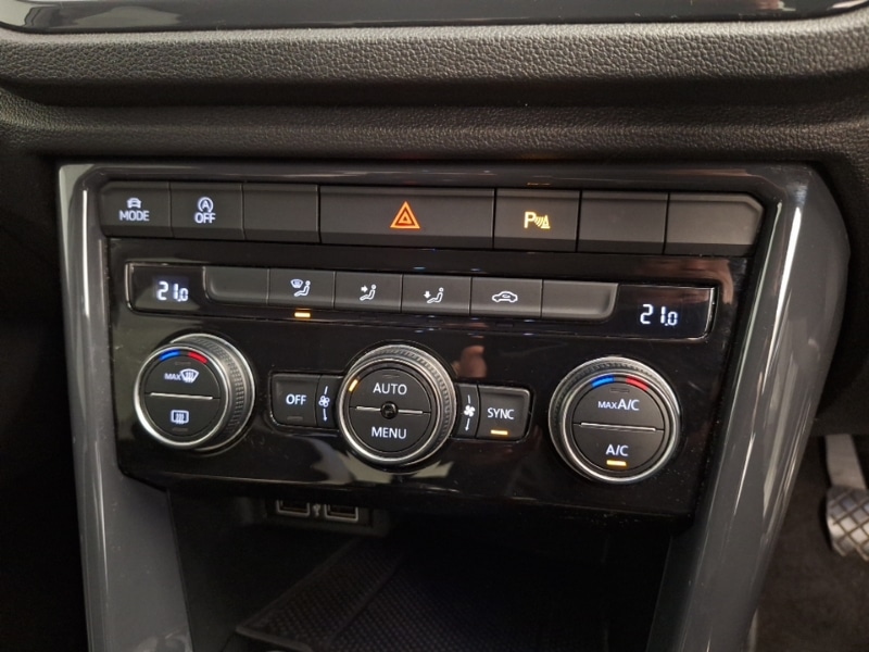 Used Volkswagen T-Roc 2018 for sale - 76187721: Photo 14