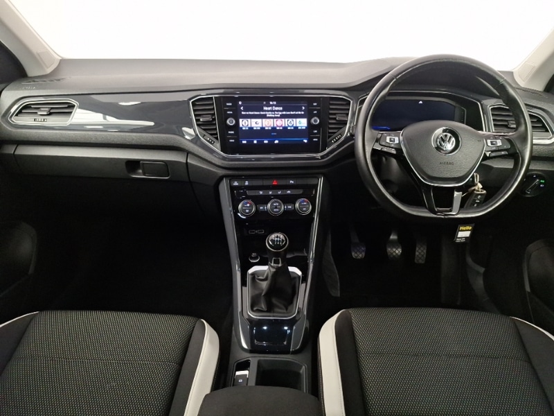Used Volkswagen T-Roc 2018 for sale - 76187721: Photo 2