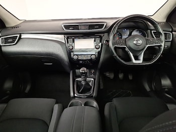 Used Nissan Qashqai 2018 for sale - 76289324: Photo 2