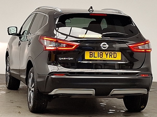 Used Nissan Qashqai 2018 for sale - 76289324: Photo 3