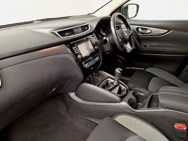 Used Nissan Qashqai 2018 for sale - 76289324: Photo 5