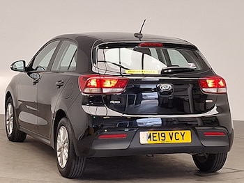 Used Kia Rio 2019 for sale - 75595023: Photo