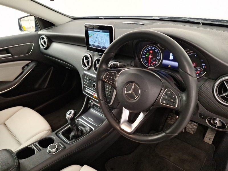 Used Mercedes-Benz A-Class 2017 for sale - 76736970: Photo 11