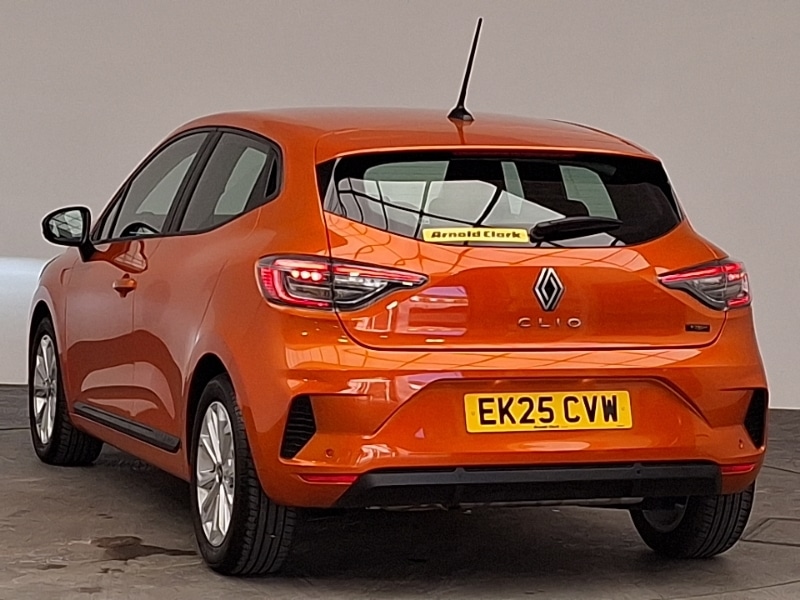 Used Renault Clio 2025 for sale - 76695785: Photo 3