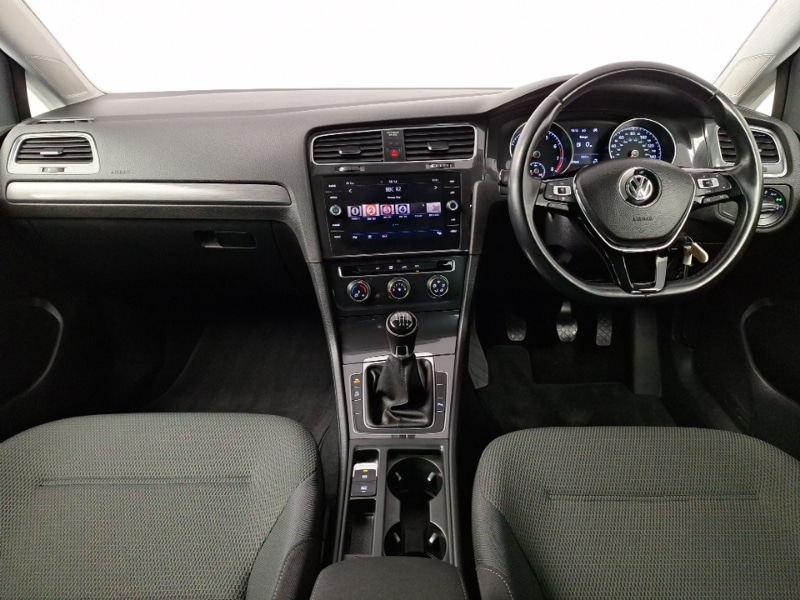 Used Volkswagen Golf 2019 for sale - 78126514: Photo 2