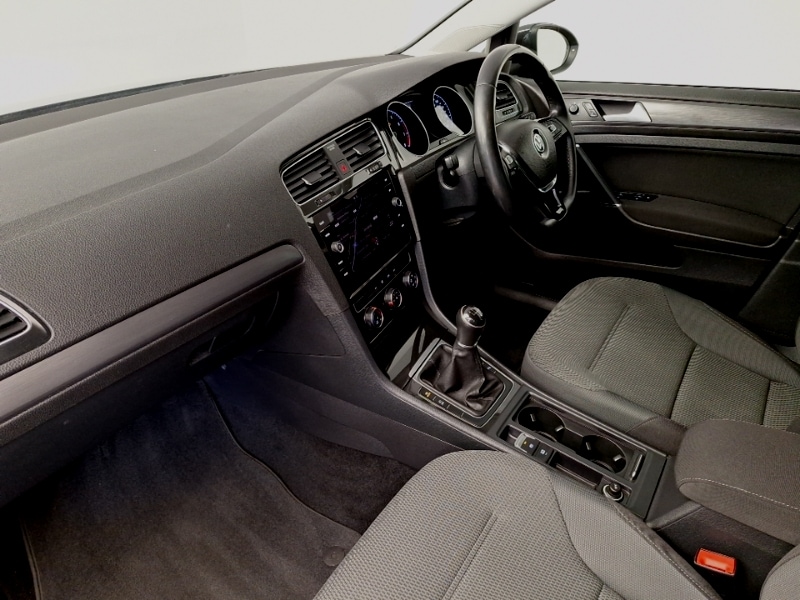 Used Volkswagen Golf 2019 for sale - 78126514: Photo 5