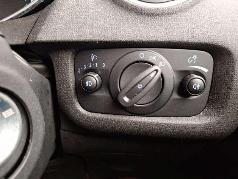 Used Ford Fiesta 2017 for sale - 77947848: Photo 17