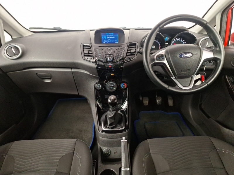 Used Ford Fiesta 2017 for sale - 77947848: Photo 2