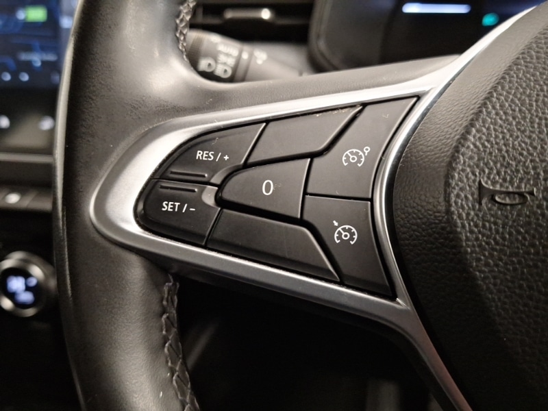 Used Renault Clio 2023 for sale - 77568884: Photo 17