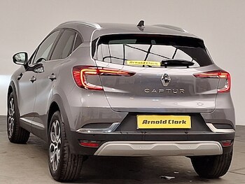 Used Renault Captur 2023 for sale - 78326972: Photo