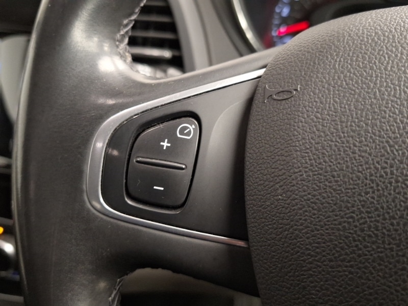 Used Renault Captur 2019 for sale - 77644558: Photo 17