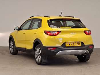 Used Kia Stonic 2023 for sale - 74636329: Photo