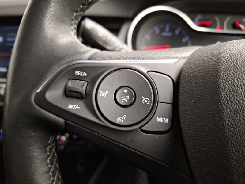 Used Vauxhall Crossland 2022 for sale - 76924907: Photo 17