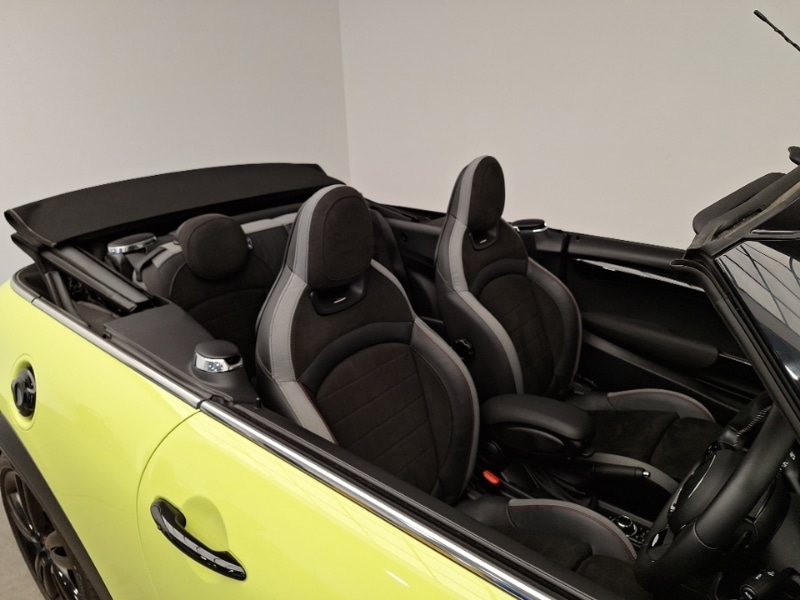 Used MINI Convertible 2023 for sale - 78093739: Photo 12