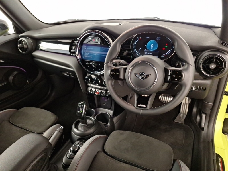 Used MINI Convertible 2023 for sale - 78093739: Photo 2