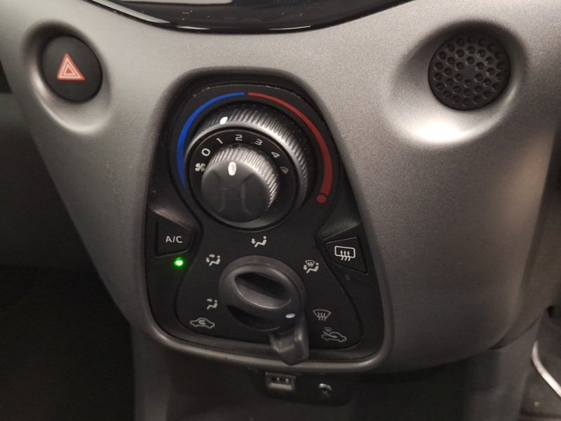 Used Toyota AYGO 2021 for sale - 76321437: Photo 15